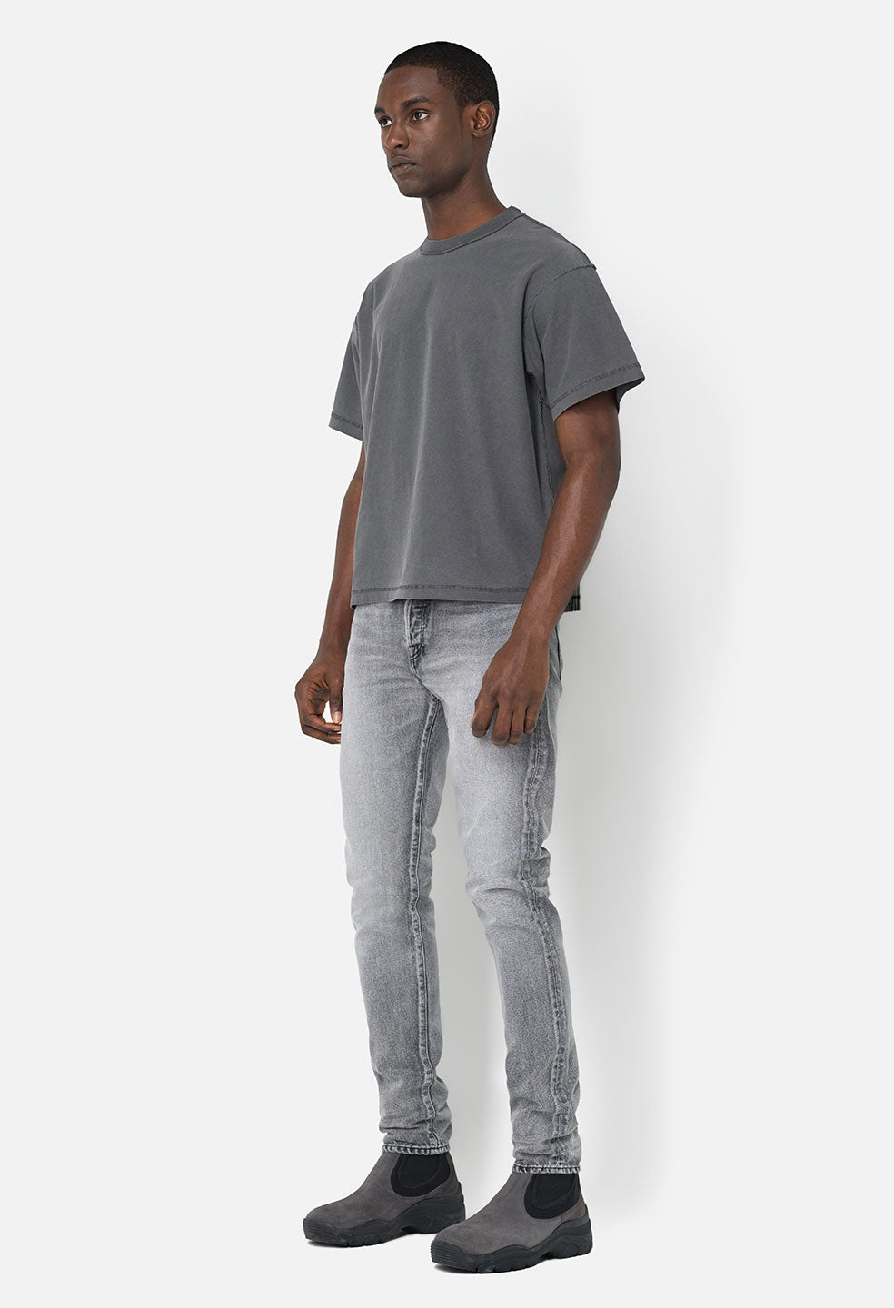 Summer Reversed Cropped Tee / Washed Black